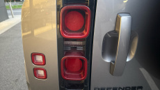 Land Rover Defender 2.0 D240 SE 110 5dr Auto Diesel Estate